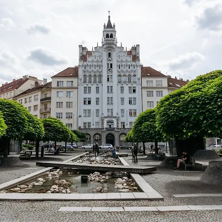 Days - One-bedroom With Netflix And Workspace Apartamento Praga