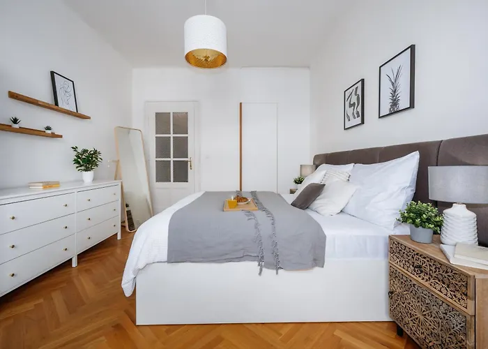 Days - One-bedroom With Netflix And Workspace * Praga