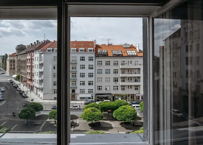 Days - One-bedroom With Netflix And Workspace *