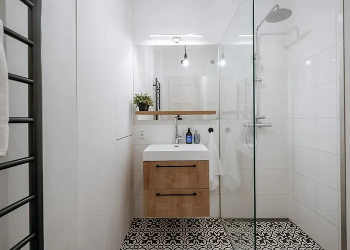 Days - One-bedroom With Netflix And Workspace Apartamento