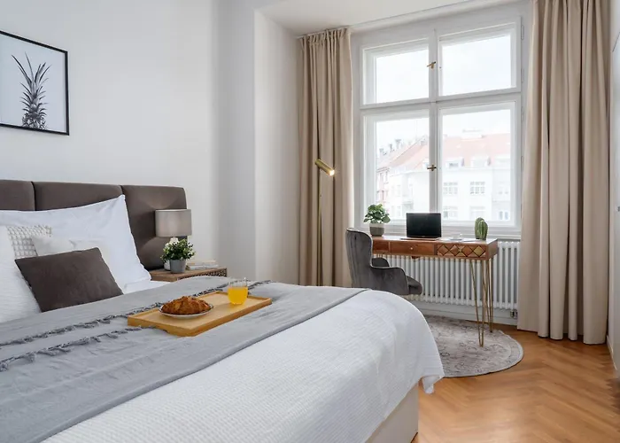 Days - One-bedroom With Netflix And Workspace *