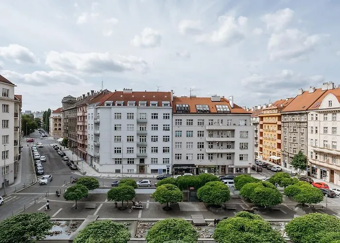 Days - One-bedroom With Netflix And Workspace Praga